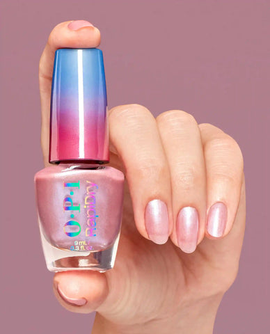 Flash n' Flirty